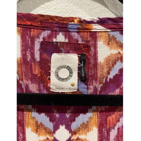 AKEMI + KIN Orange Ikat Geometric 3/4 Sleeve Blouse - Picture 3 of 6